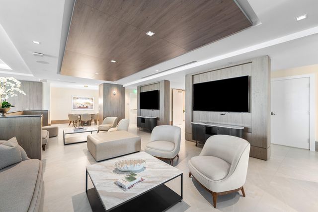 220 Lake Shore Drive 1209, Lake Park, FL 33403