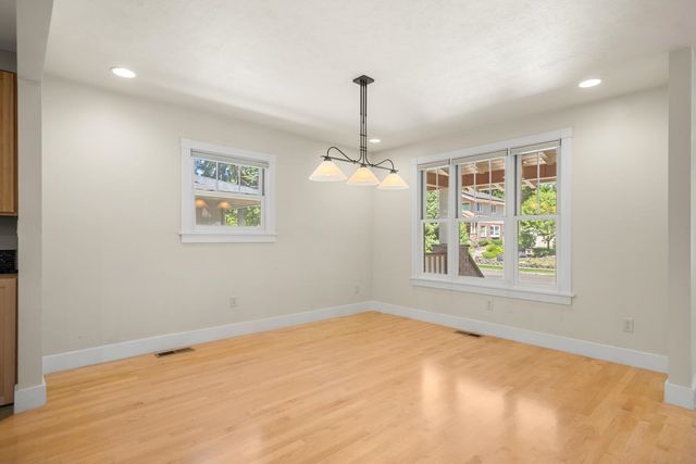 107 W 18TH Ave, Spokane, WA 99203