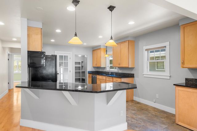 107 W 18TH Ave, Spokane, WA 99203