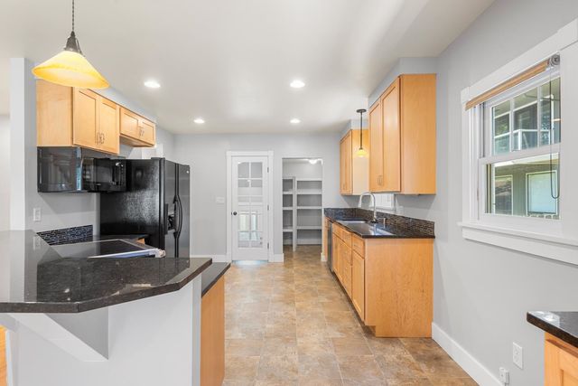 107 W 18TH Ave, Spokane, WA 99203