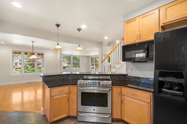 107 W 18TH Ave, Spokane, WA 99203