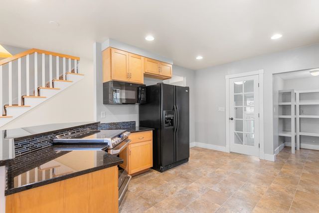 107 W 18TH Ave, Spokane, WA 99203