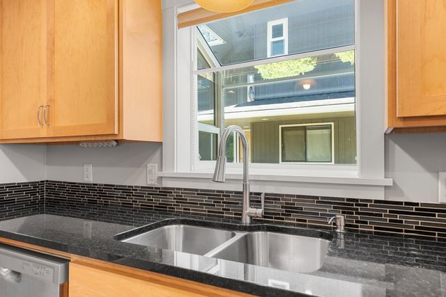 107 W 18TH Ave, Spokane, WA 99203