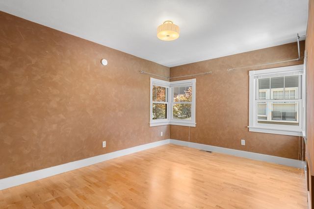107 W 18TH Ave, Spokane, WA 99203