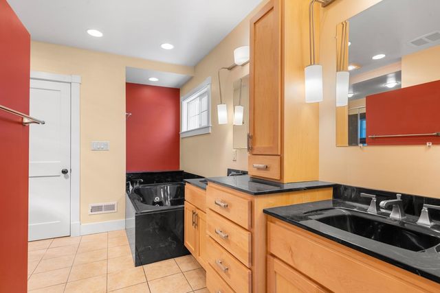 107 W 18TH Ave, Spokane, WA 99203