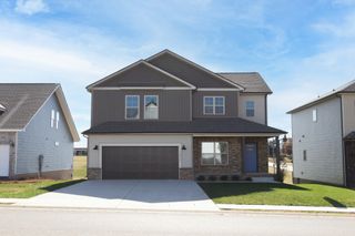 1072 Cherry Blossom Ln, Clarksville, TN 37040