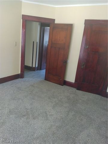 1701 Ohio Avenue, Youngstown, OH 44504