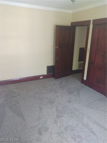 1701 Ohio Avenue, Youngstown, OH 44504