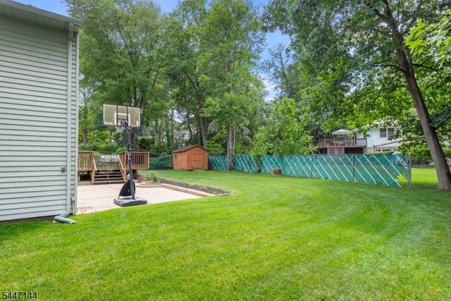 211 Park Ave, Emerson Boro, NJ 07630