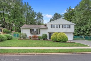 211 Park Ave, Emerson Boro, NJ 07630