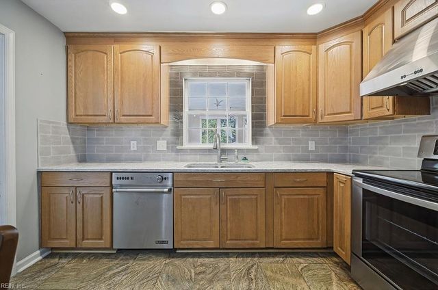 4432 N Witchduck RD, Virginia Beach, VA 23455