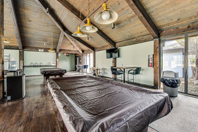 2015 S FINLEY Road 310, Lombard, IL 60148