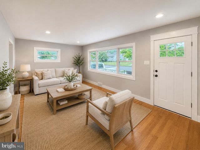 228 POMONA AVE, Glassboro, NJ 08028