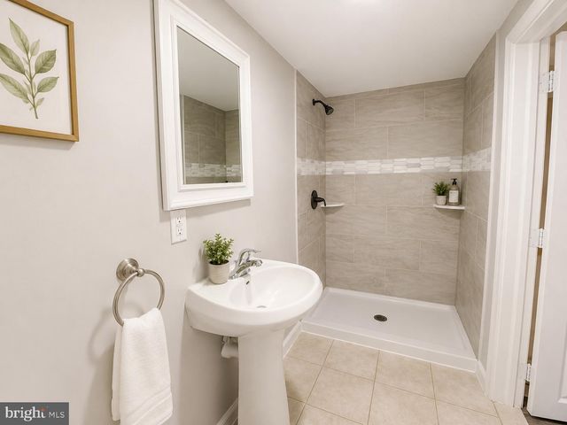 228 POMONA AVE, Glassboro, NJ 08028