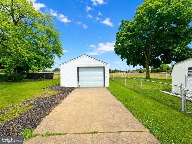 228 POMONA AVE, Glassboro, NJ 08028