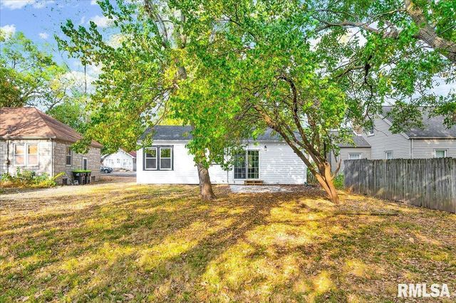 514 N 5TH Street, Chillicothe, IL 61523