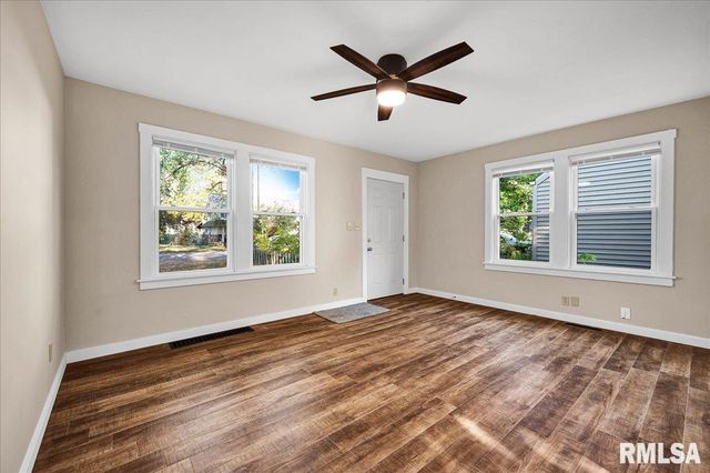 514 N 5TH Street, Chillicothe, IL 61523