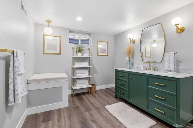 3730 S Huron Street, Englewood, CO 80110