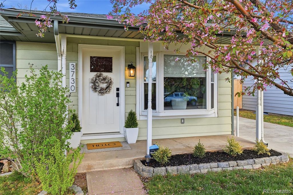 3730 S Huron Street, Englewood, CO 80110