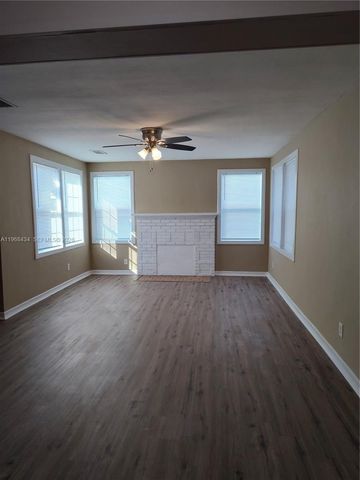 1357 W 11th, Jacksonville, FL 32209