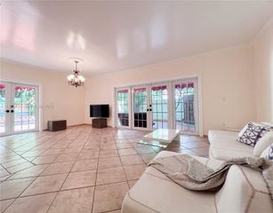 1890 Brickell Ave 6, Miami, FL 33129