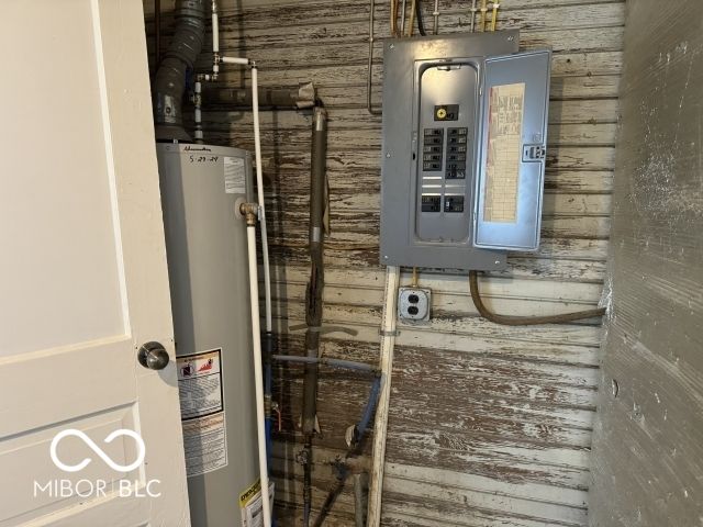 408 W Kickapoo Street, Hartford City, IN 47348