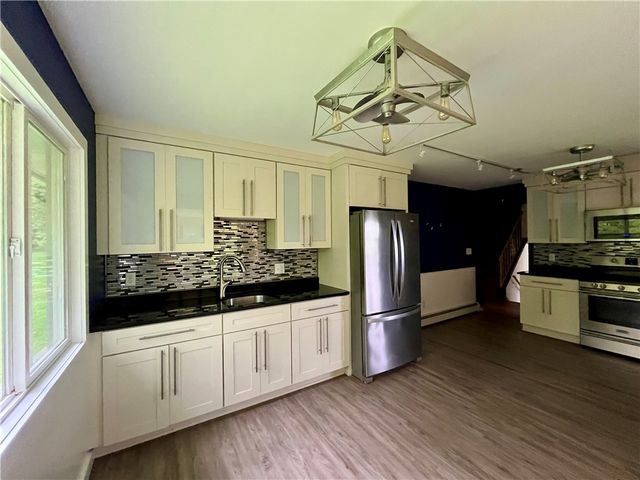 1302 Swart Road, Middletown, NY 12455