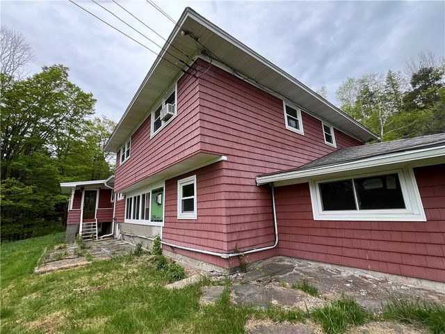 1302 Swart Road, Middletown, NY 12455