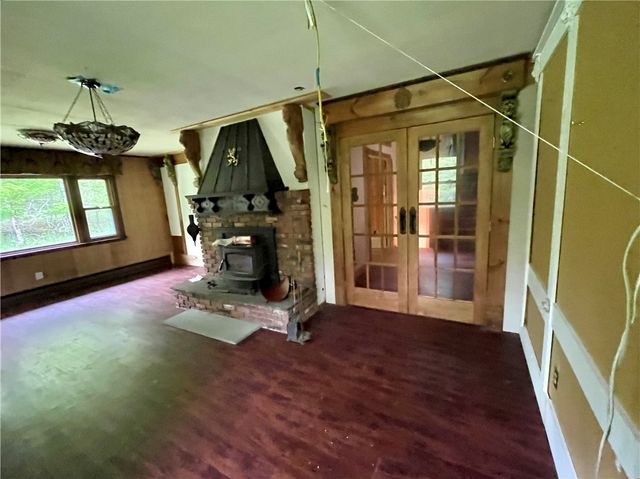 1302 Swart Road, Middletown, NY 12455