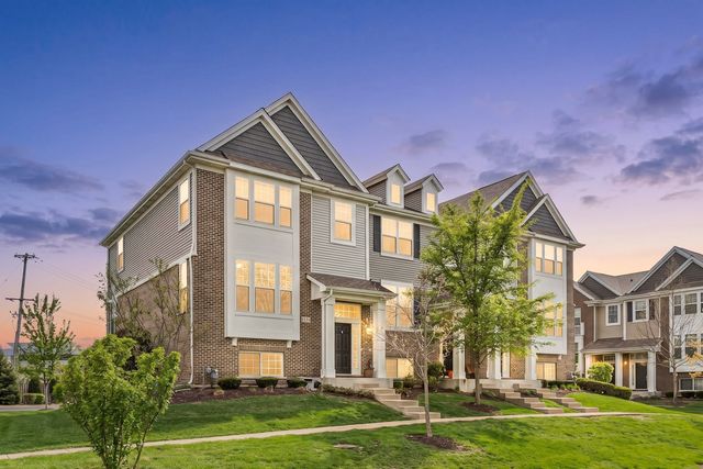 1134 E BAUER Road, Naperville, IL 60563