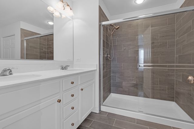 1134 E BAUER Road, Naperville, IL 60563