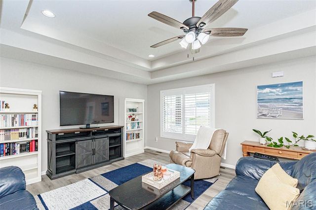 1326 Summerfield Drive, Jefferson City, MO 65109