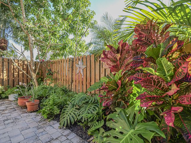 1166 6th Avenue 14c, Vero Beach, FL 32960