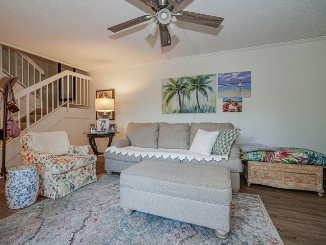 1166 6th Avenue 14c, Vero Beach, FL 32960