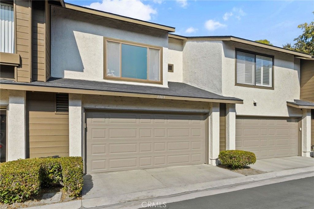 Image 16 of property listing at 1363 N Schooner, Anaheim, CA 92801