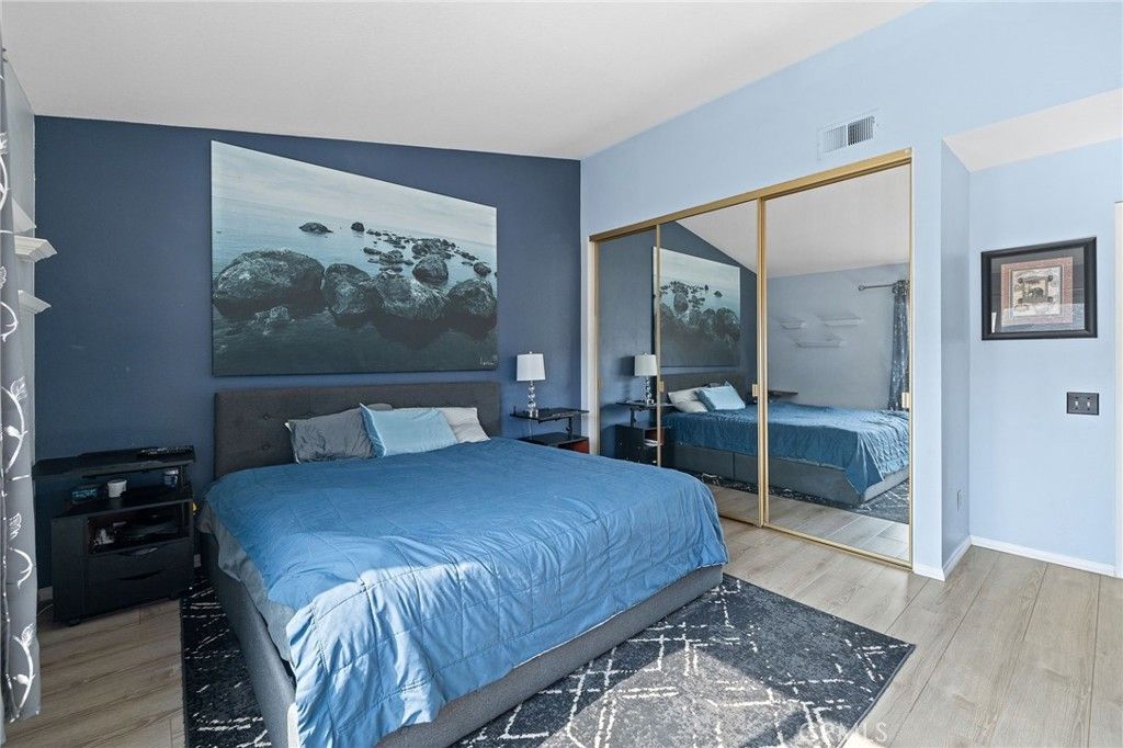 Image 9 of property listing at 1363 N Schooner, Anaheim, CA 92801