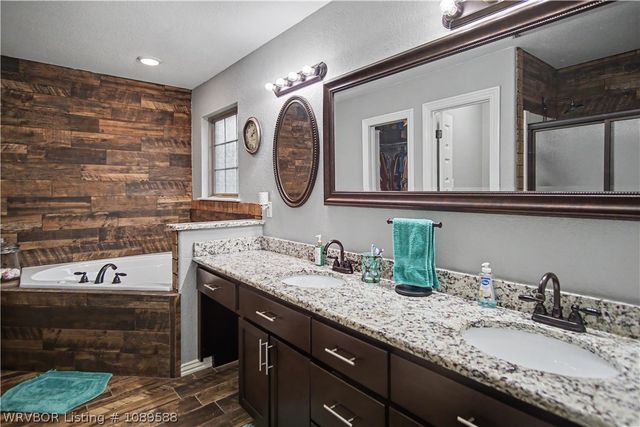 726 Durmast Lane, Greenwood, AR 72936
