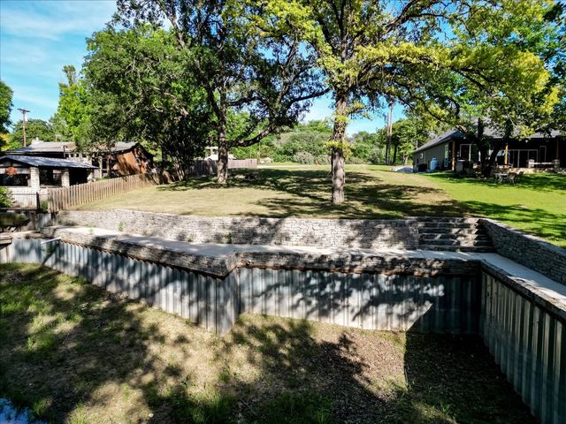 1115 E Lake Drive, Weatherford, TX 76087