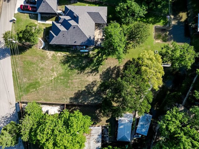 1115 E Lake Drive, Weatherford, TX 76087