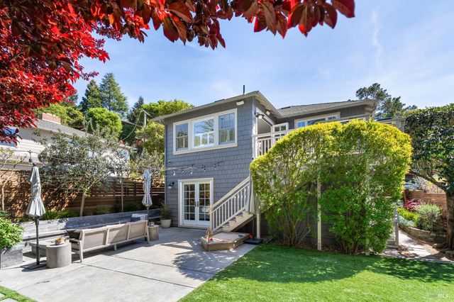 11 Ash Ave, Kentfield, CA 94904