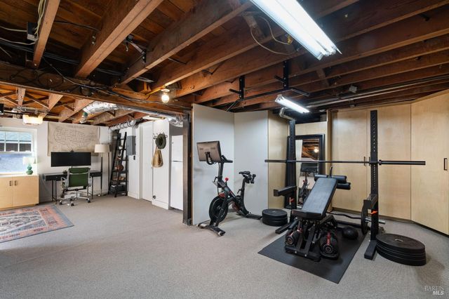 11 Ash Ave, Kentfield, CA 94904