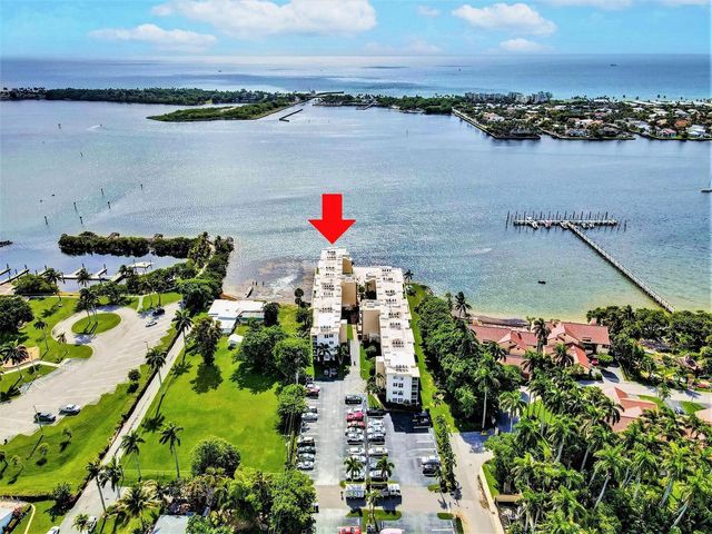 1820 New Palm Way 201, Boynton Beach, FL 33435