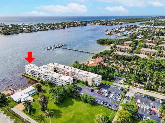 1820 New Palm Way 201, Boynton Beach, FL 33435