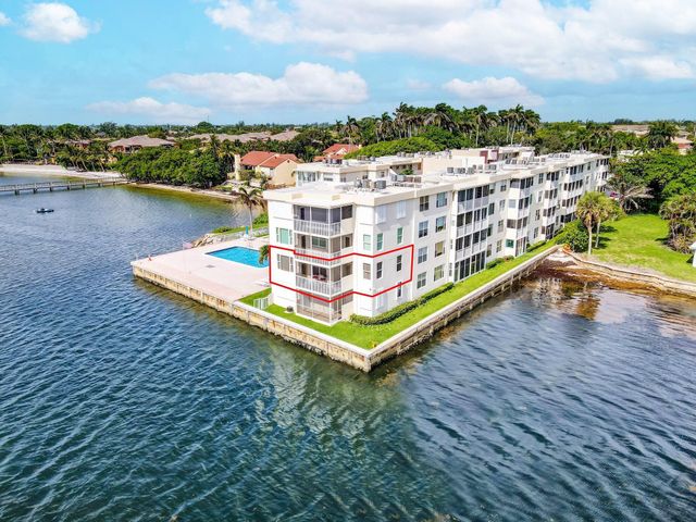 1820 New Palm Way 201, Boynton Beach, FL 33435