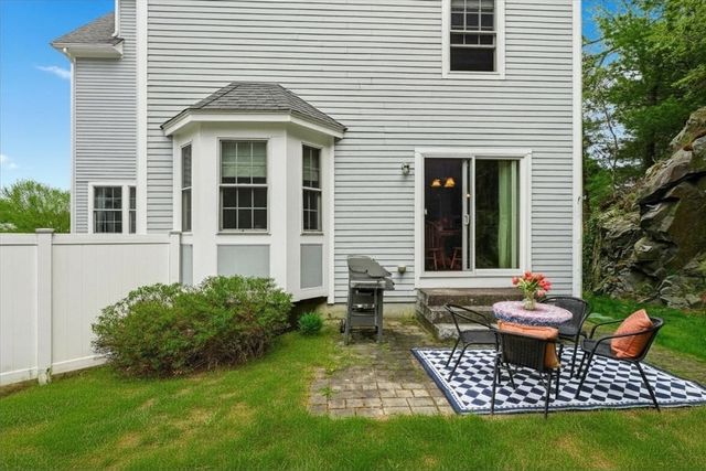 2B Gates Lane B, Wakefield, MA 01880