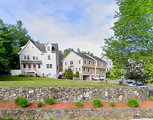 2B Gates Lane B, Wakefield, MA 01880