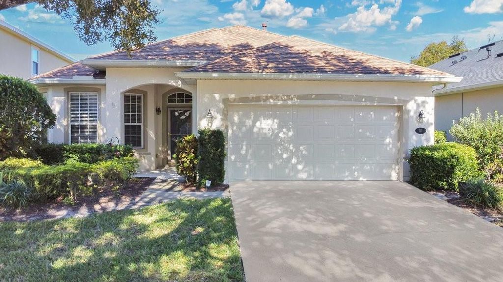 215 COLETON LANE, Deland, FL 32724