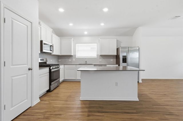 10525 Steinbeck DR, Austin, TX 78747