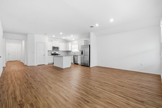 10525 Steinbeck DR, Austin, TX 78747