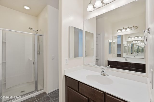 4162 N Thurston Ln Unit 100, Tucson, AZ 85705